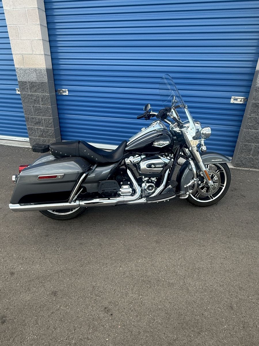 2022 Harley-Davidson Road King FLHR - Excellent Condition Cruiser