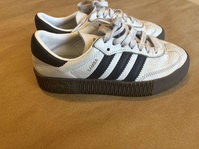 Adidas women’s Sambarose Cloud White