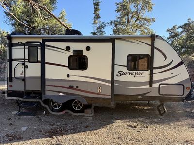 2019 Forest River Surveyor Luxury 226RBDS – Great Condition