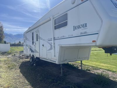 2000 Jayco Designer 5th Wheel