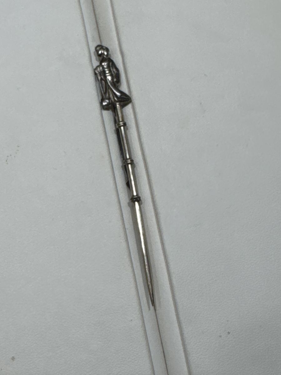 Main image 6