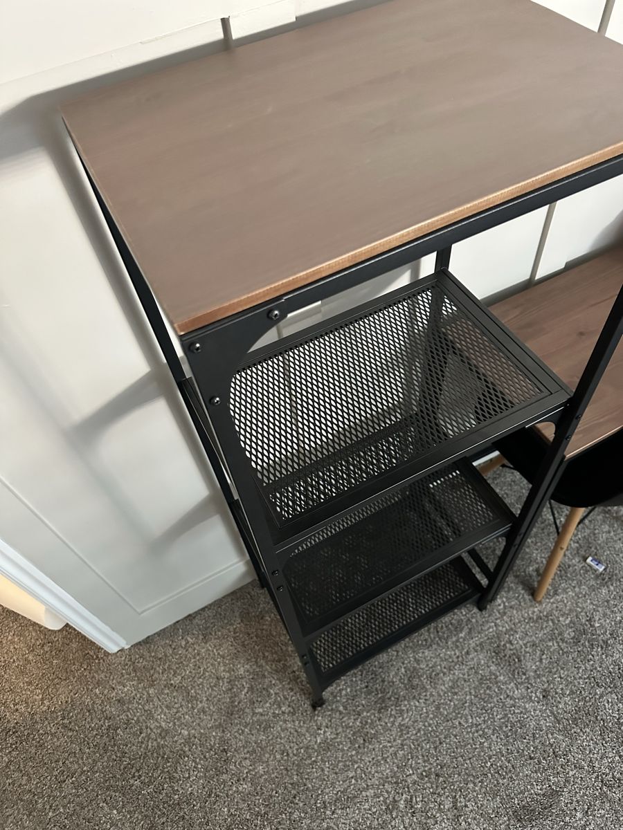 Main image 6