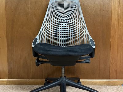 Herman Miller Sayl Ergonomic Office Chair with no arms - White Grid Back, Black Seat & Base