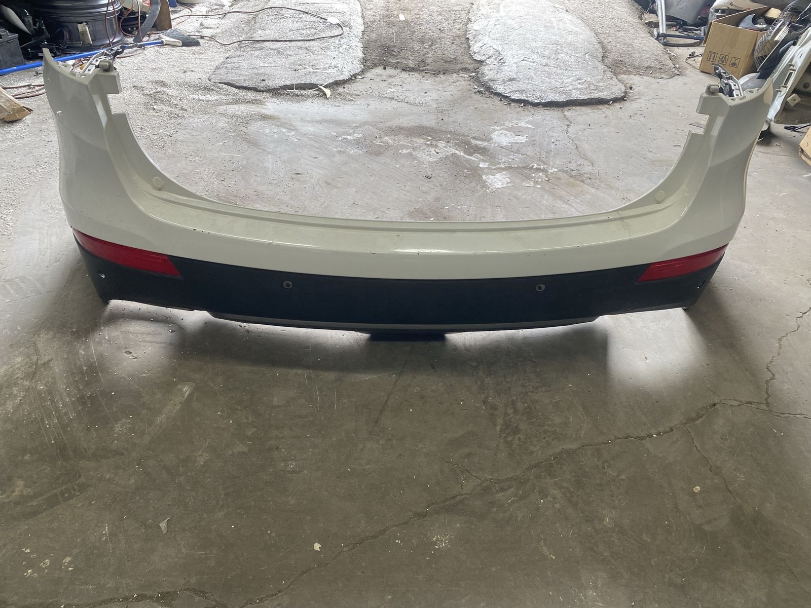 2013 - 2016 Hyundai Santa Fe bumper