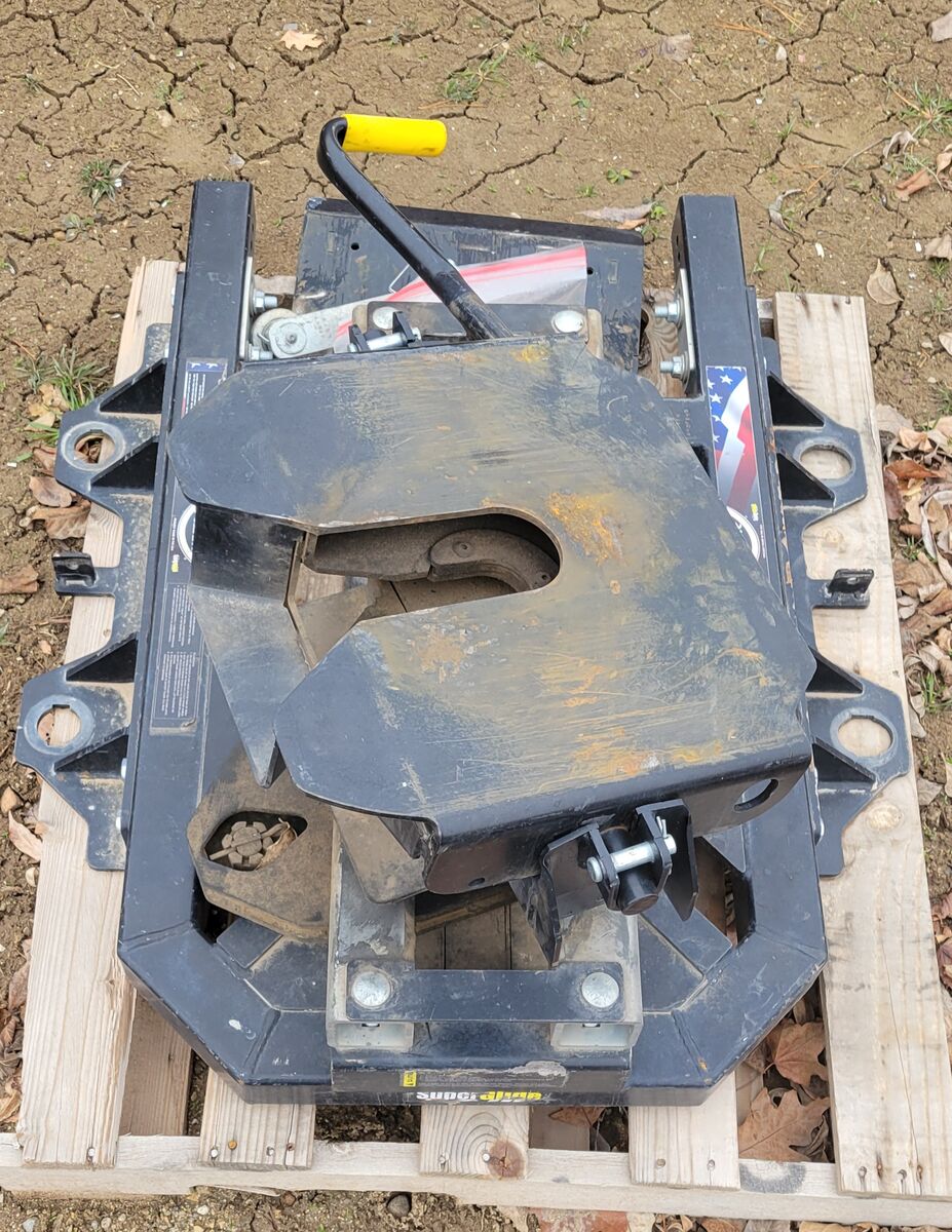 Pull Ride Automatic 5th Wheel Slider Hitch