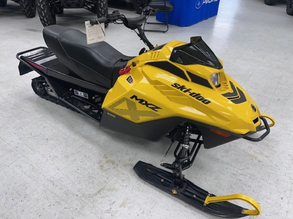 2026 Ski-Doo MXZ® 200