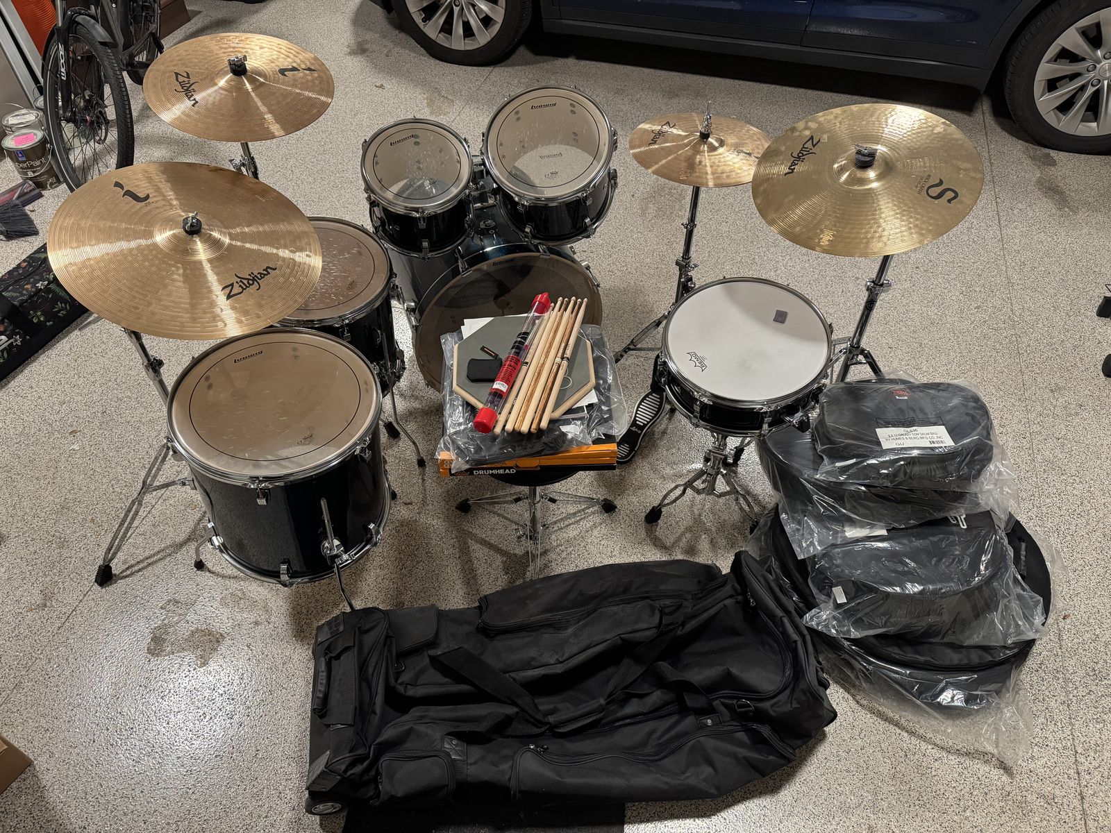 Ludwig Drum set with extra cymbals, lots of accessories, carrying bags. Ready to Roll!