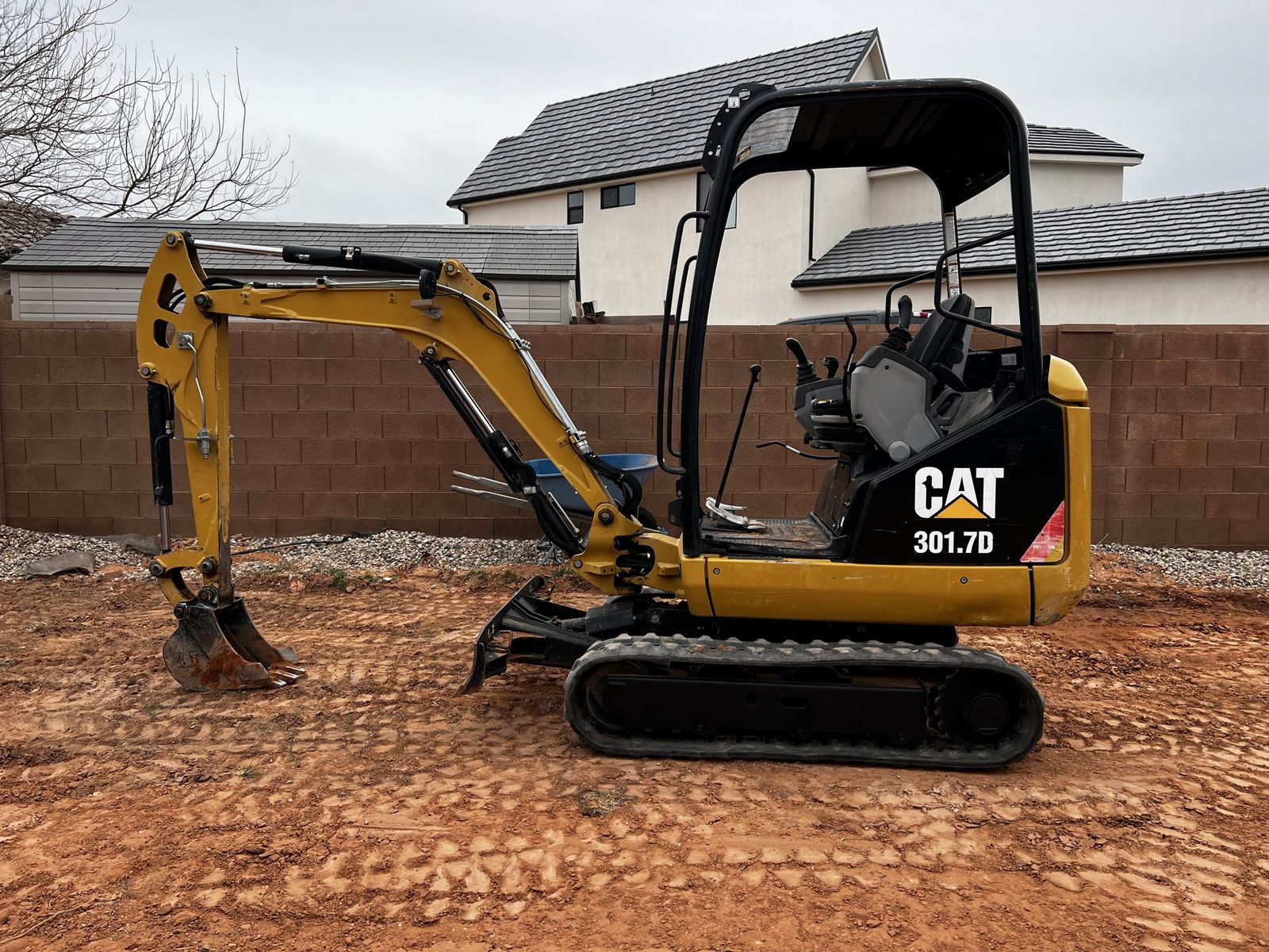Caterpillar 301.7 excavator