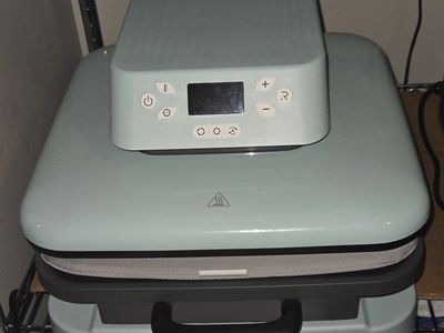 HTVRONT heat press.
