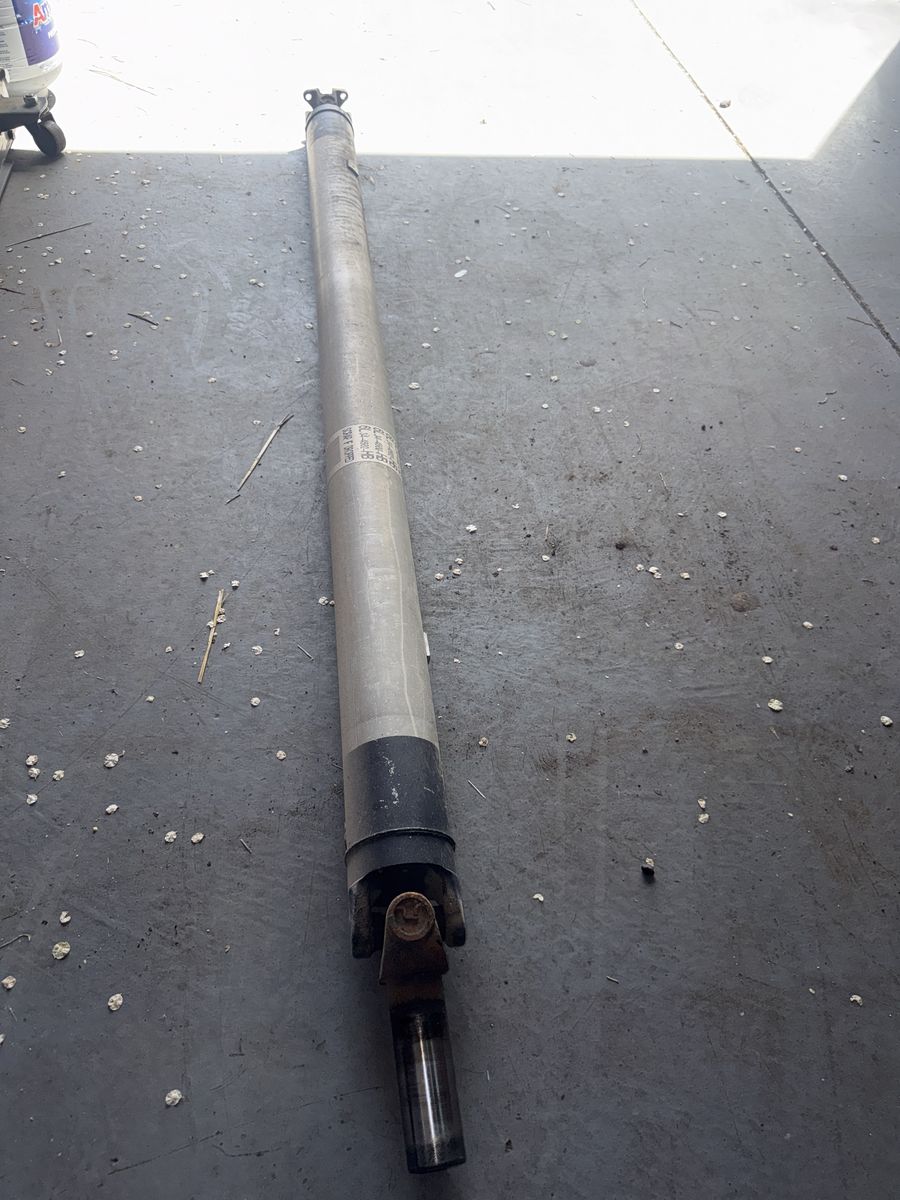 2004-2008 Ford F-150 4x4 Rear Aluminum Driveline $100/Trade