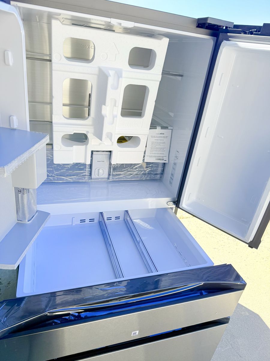 Main image 4