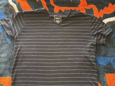 BRIGANT CO. Men's XL Black V-Neck T-Shirt with White Stripes - 60% Cotton, Casual Short Sleeve