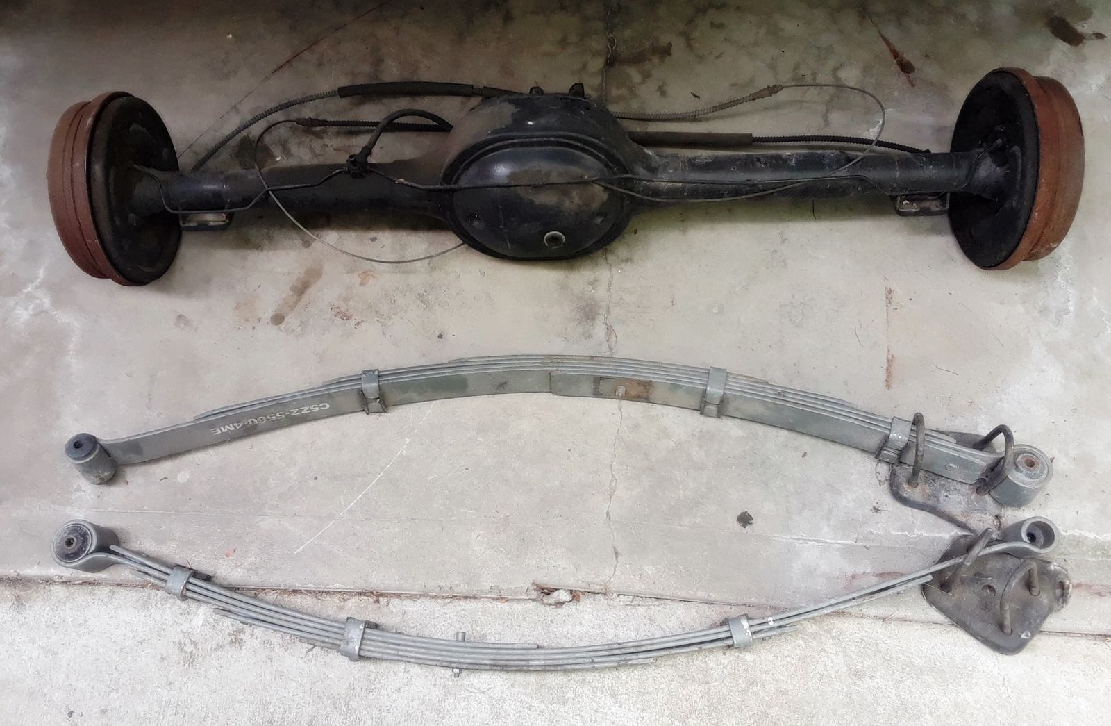 1965 Original Ford Mustang 5-Lug V8 Rear End Axle Brake Drums Suspensions Plates