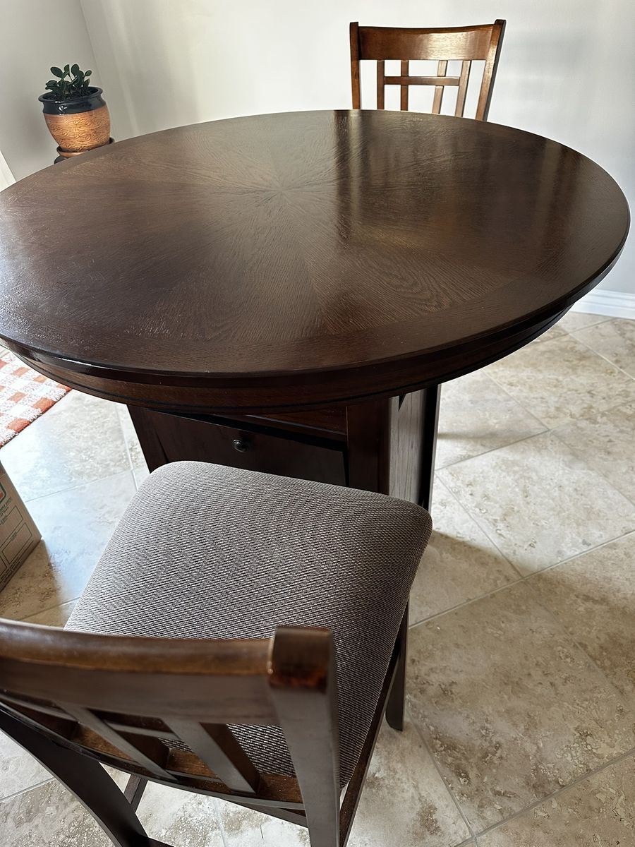 Bar-Height Dining Set