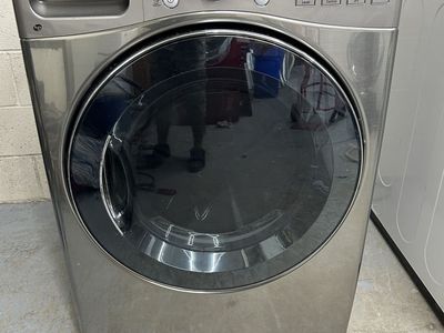 LG stainless GAS dryer with steam option