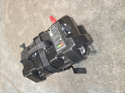 Deep cycle marine 75ah battery with case