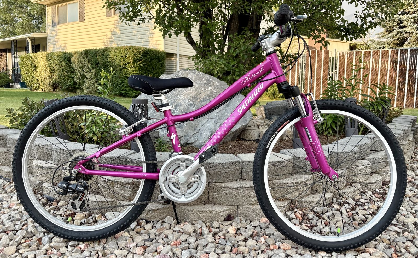Specialized Hotrock 24" Kids Mountain Bike - Pink/Purple, 21-Speed, Front Suspension