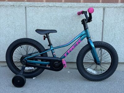 Trek Precaliber 16 Inch Kids Bike