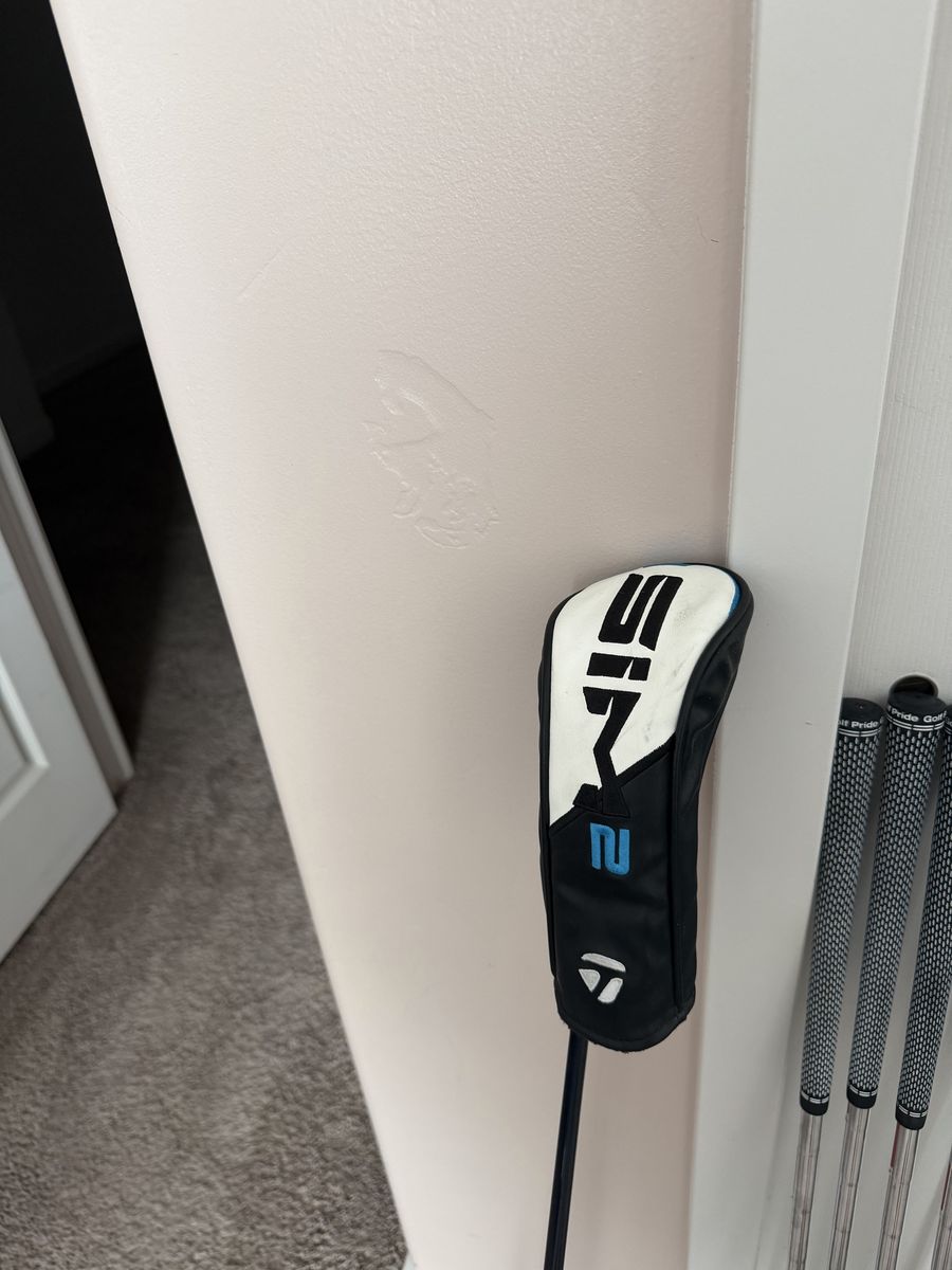 TaylorMade SIM2 Max 3 Hybrid (19°) with Fujikura Ventus 75 Stiff Flex Shaft - Golf Club
