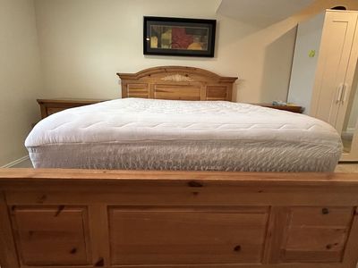Five piece, Queen, bedroom set
