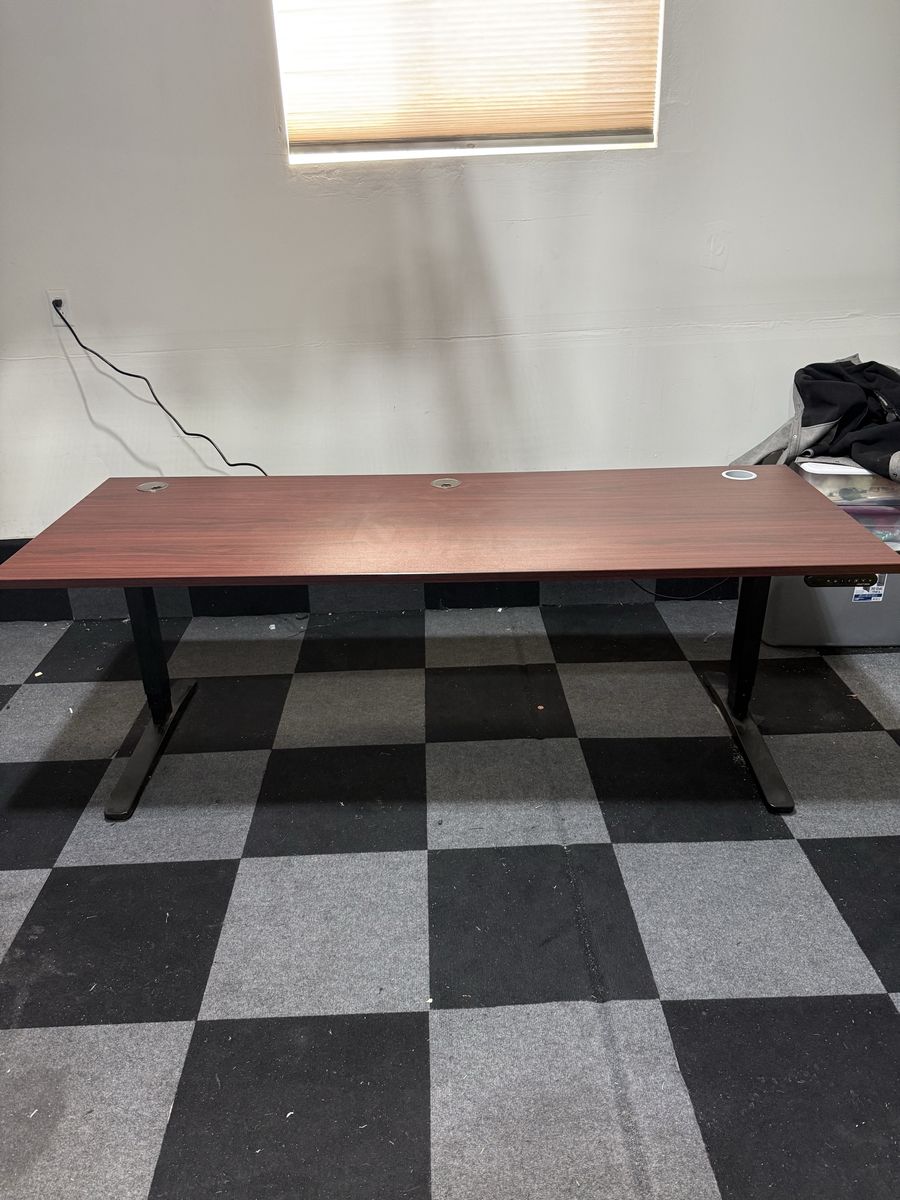 80 Inch Uplift Standing Desk