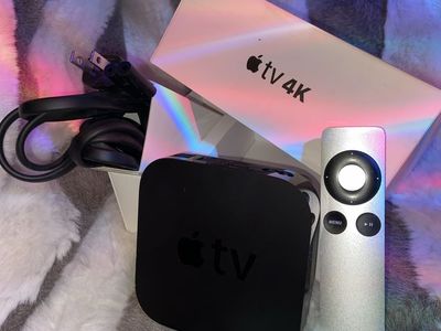 Apple TV 4K (32GB) Complete in Box with Remote & Cables