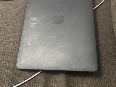 Apple MacBook