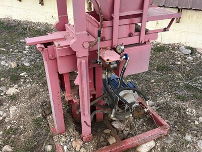 Pressed Earth Block Maker