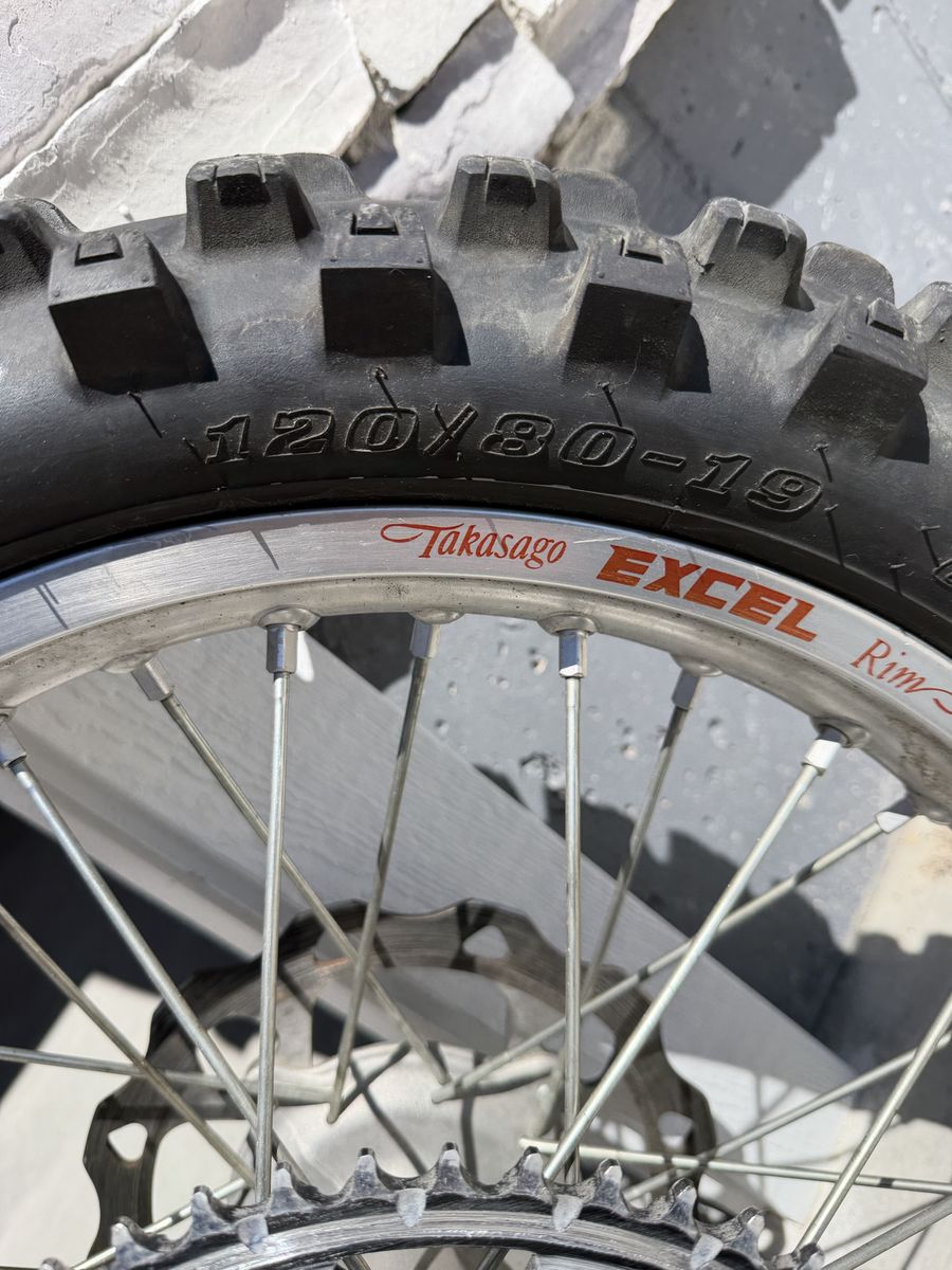 Dirtbike rear and front wheels with great tires!