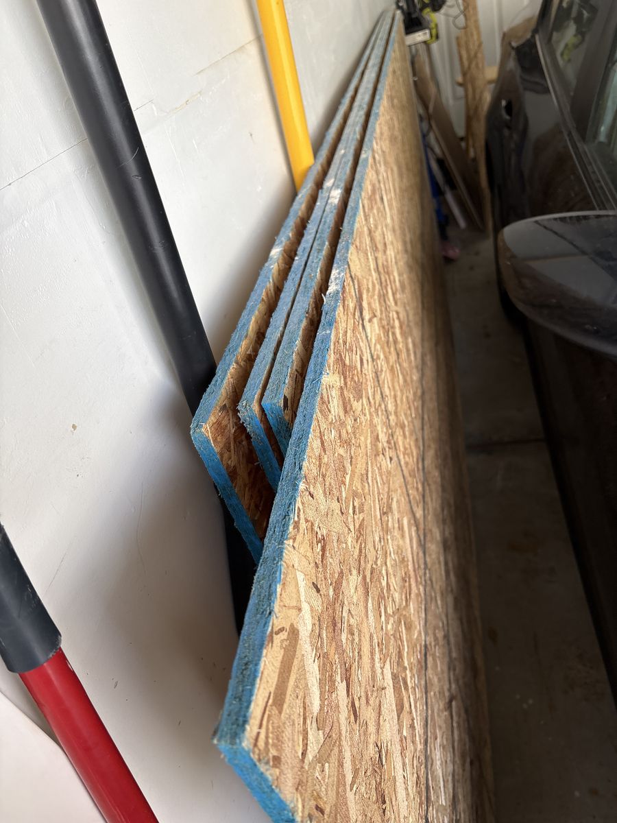 4 full sheets of 15/32 OSB sheathing