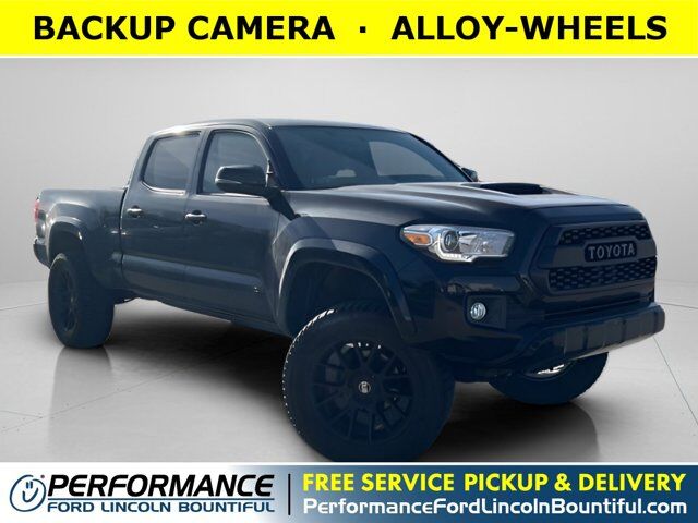2017 Toyota Tacoma TRD Sport