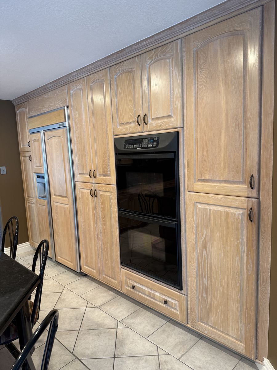 Full Oak Kitchen Cabinet Set w/ KitchenAid 42” Built-In Refrigerator & Oven - Ready for Pickup