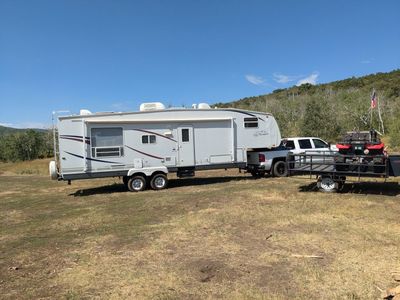 2006 Jayco JayFlight 30.5rl fifth wheel