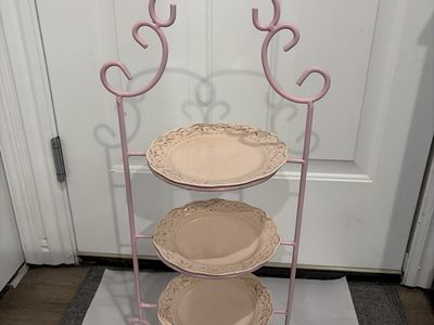 Pink Shabby Chic 3 Tier Desert Stand