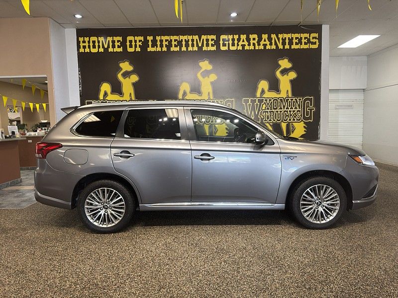 2022 Mitsubishi Outlander SEL