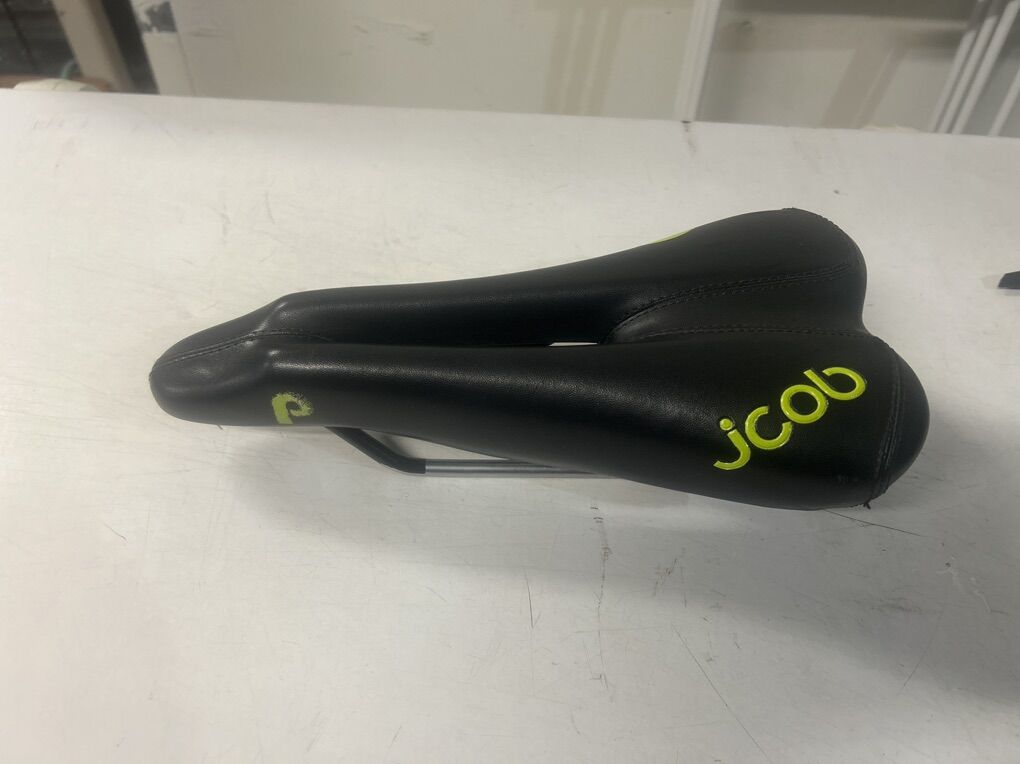 JCob Delta P Saddle