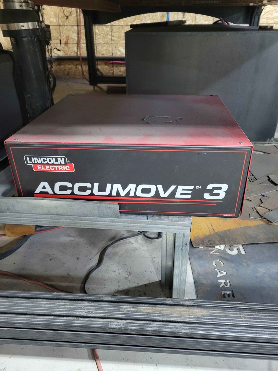 Main image 3