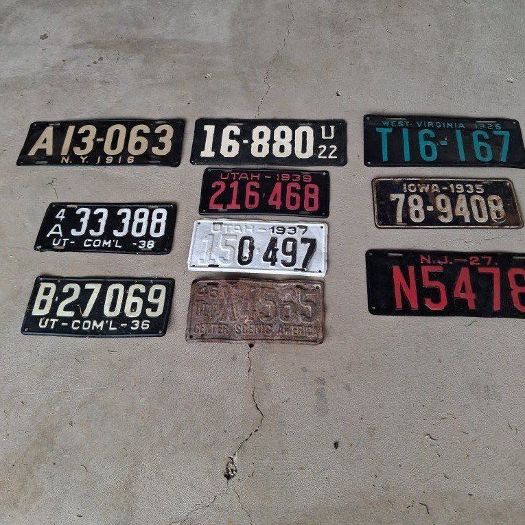 10 old license plates