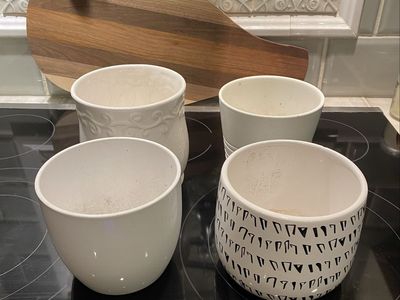 Ceramic planter pots white and white/black $5 each