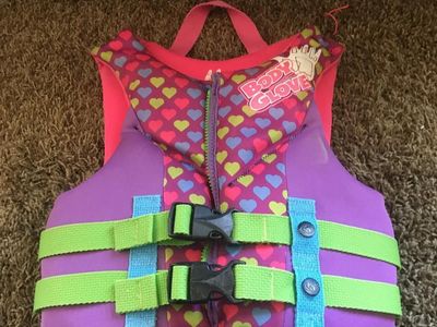 Body Glove Child Life Vest - Purple/Pink Hearts, 30-50lb, with Leg Strap
