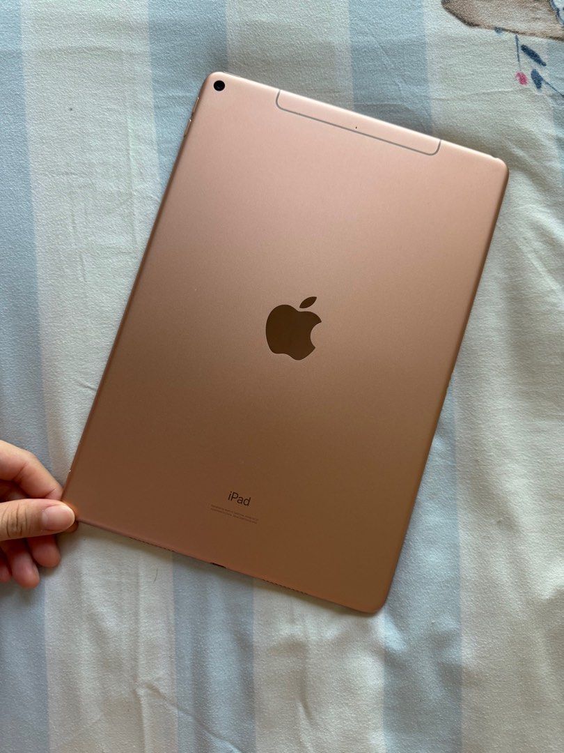 ipad 7th gen 32 GB Rose gold wifi