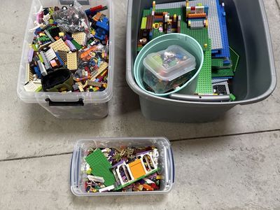 Assorted Legos