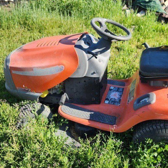 husqvarna riding mower