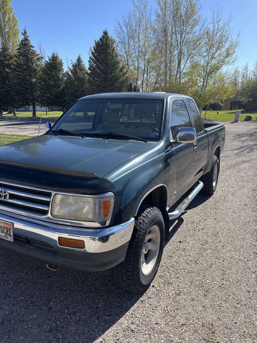 1995 TOYOTA T100 Base