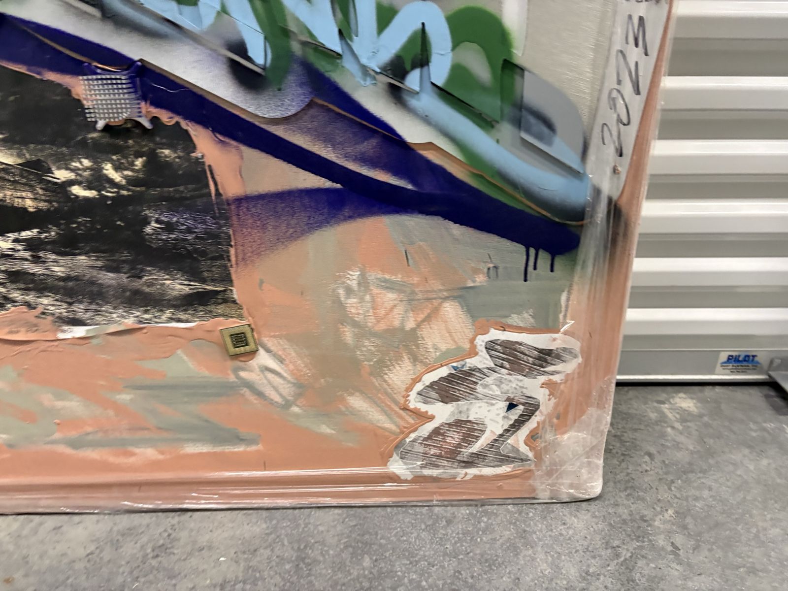 Main image 11