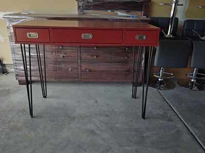 Red side table - taller with metal legs