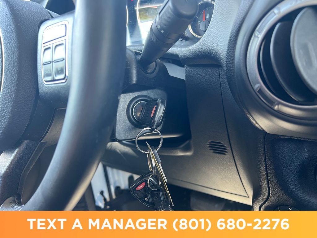 Main image 25