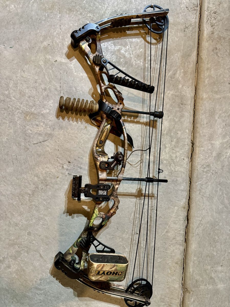 Hoyt Vectrix XL