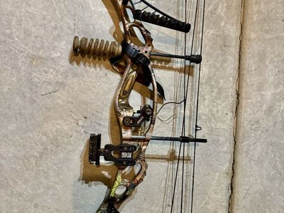 Hoyt Vectrix XL