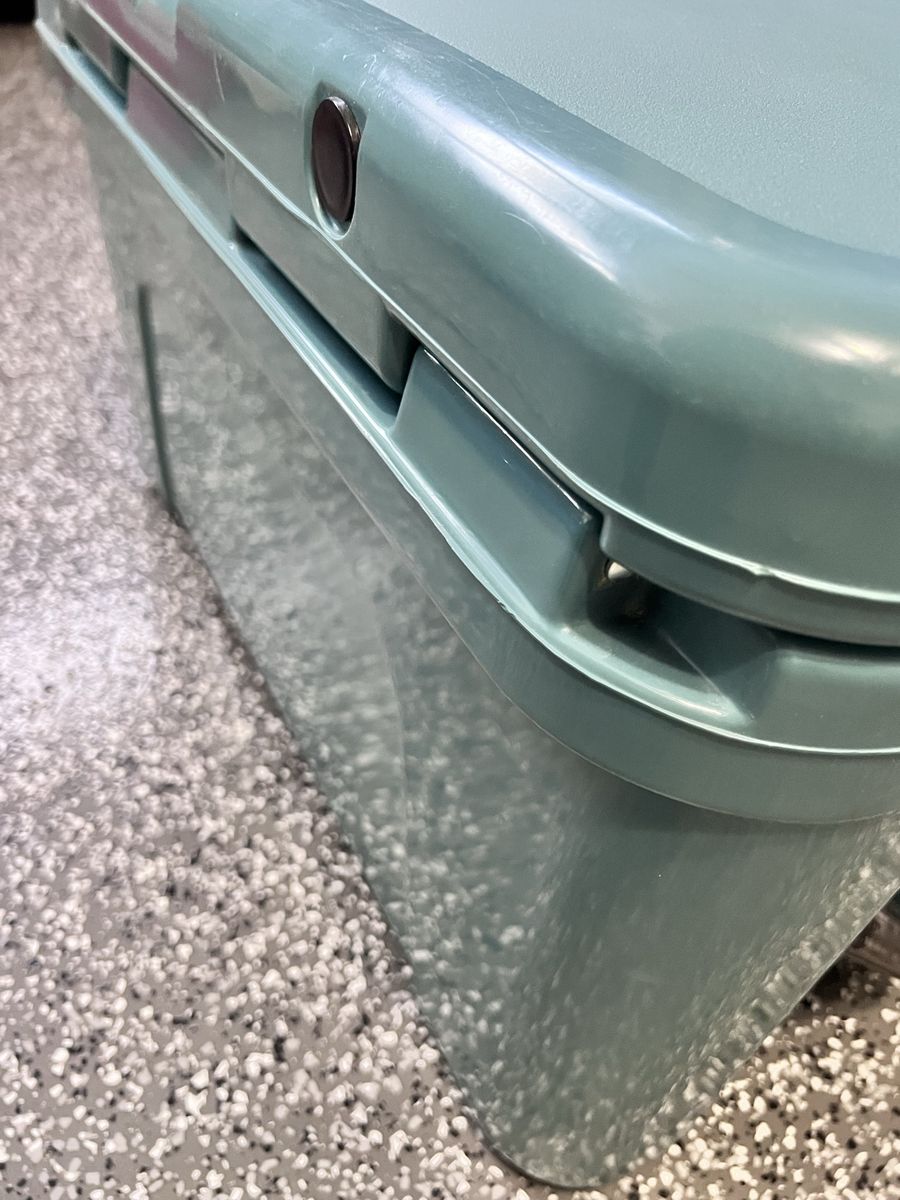 Main image 3